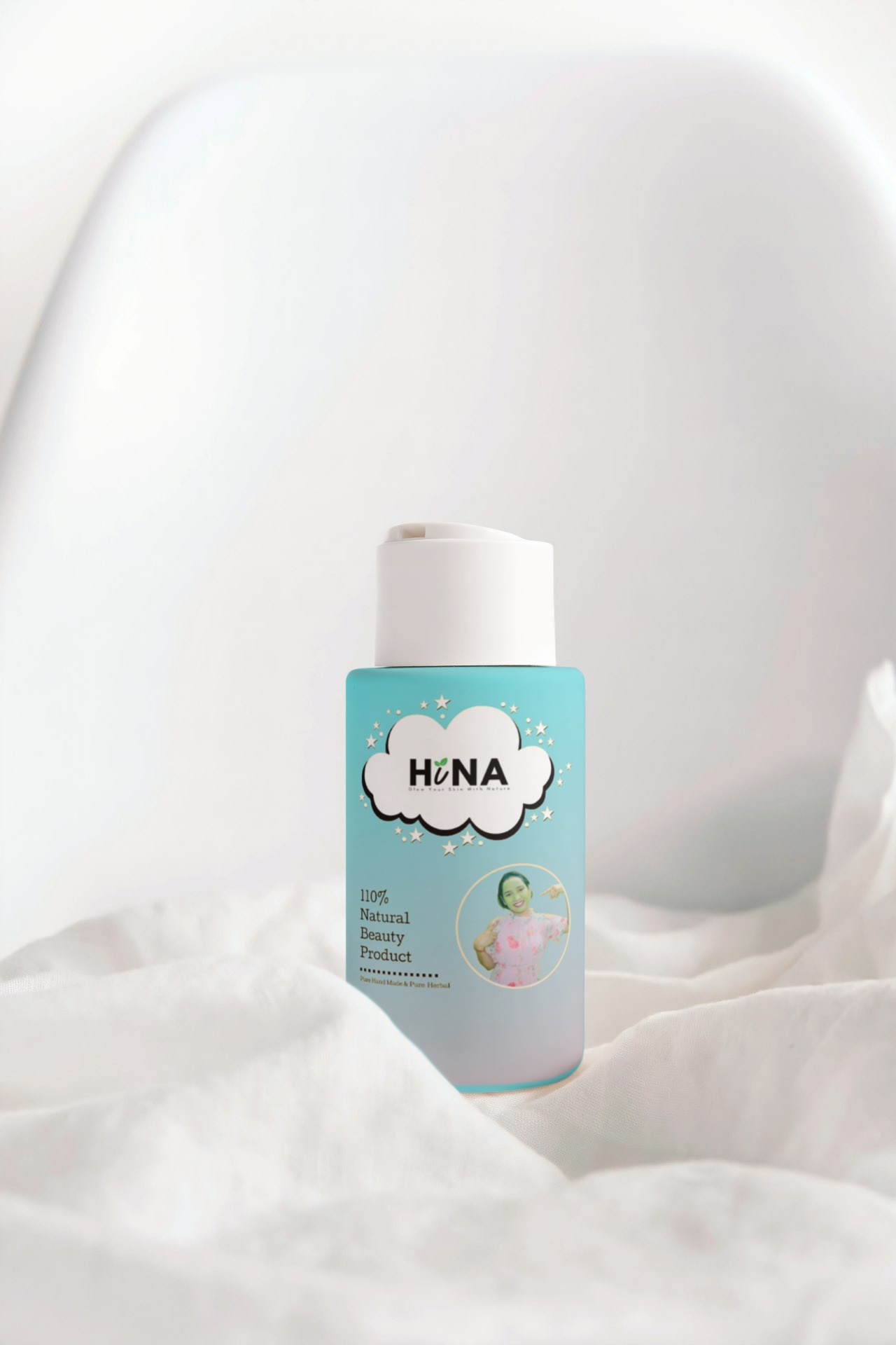 Olive drab green insulated bottle with flared screw lid and flat top.